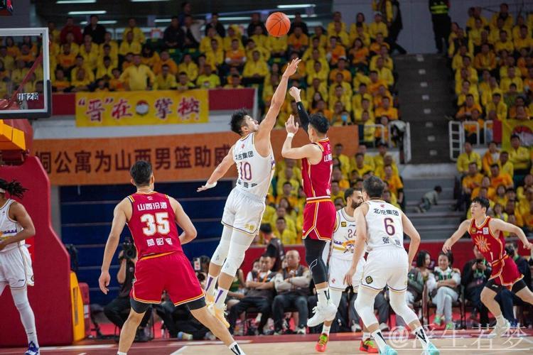 咪咕与CBA的僵局:版权降温的背后,是对联赛价值的重新审视 咪咕与CBA的僵局:版权降温的背后,是对联赛价值的重新审视