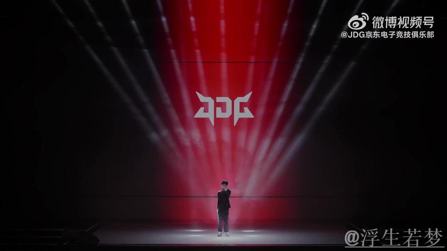 JDG中单选手HongQ发布ins:初雪来了 JDG中单选手HongQ发布ins:初雪来了