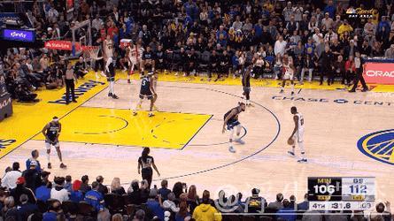 库里评价戈贝尔：他善于接短传并完成篮下得分